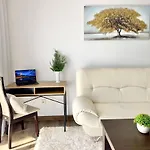 Apartamento Large One Bedroom With Terrace Next To The Lift